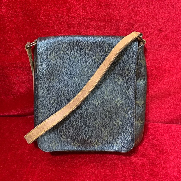 Authentic Louis Vuitton Salsa crossbody bag - Picture 2 of 11